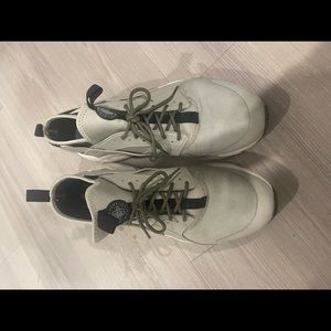 Nike Men’s Air Huarache